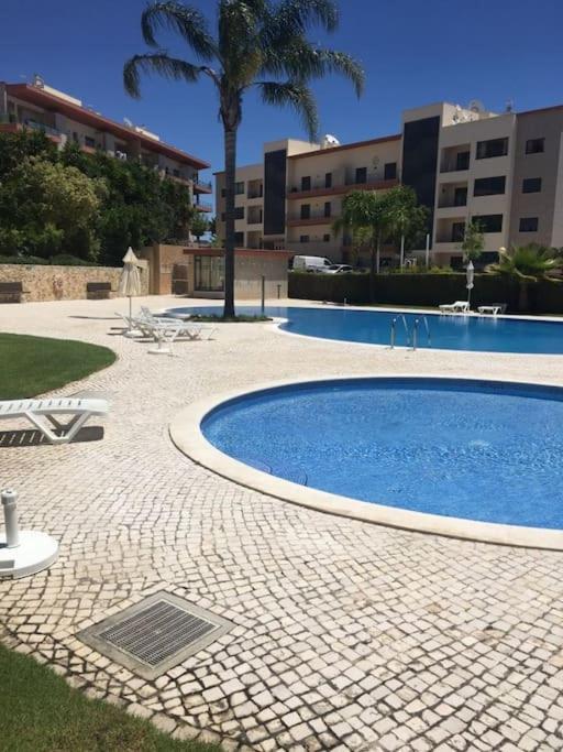 3 Bedroom Apartment With Pool In لاغوس المظهر الخارجي الصورة