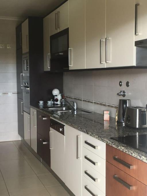 3 Bedroom Apartment With Pool In لاغوس المظهر الخارجي الصورة